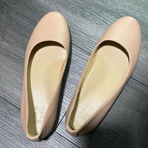 Naturalizer Maxwell Flats 8N